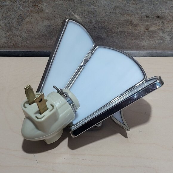 Stained Glass Angel Plug In Nightlight Blue White Silver Plate Finish - Picture 11 of 14